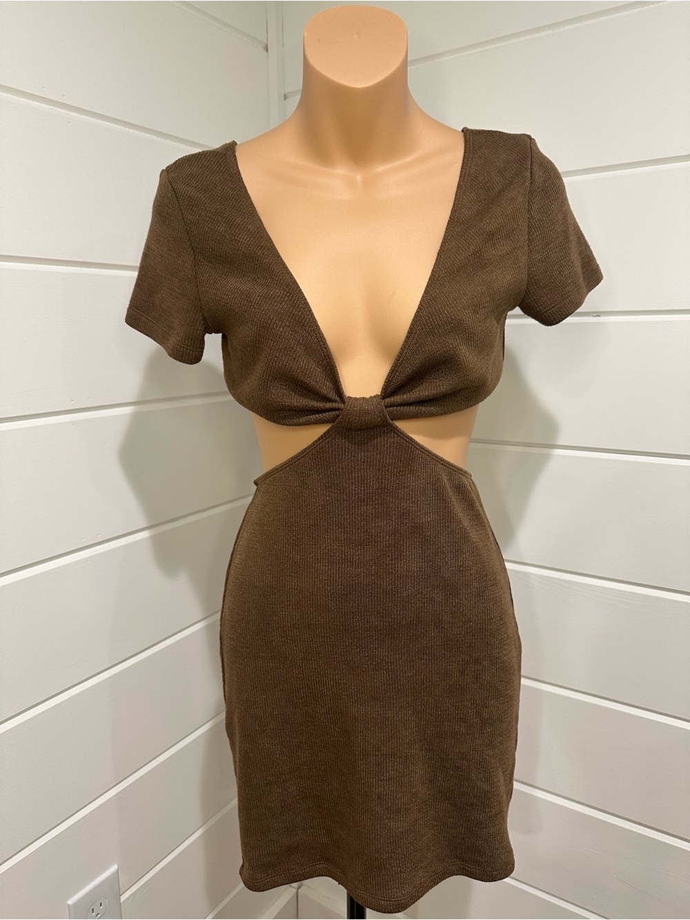 White Fox Boutique Last Summer Mini Dress. Size: Small Women’s